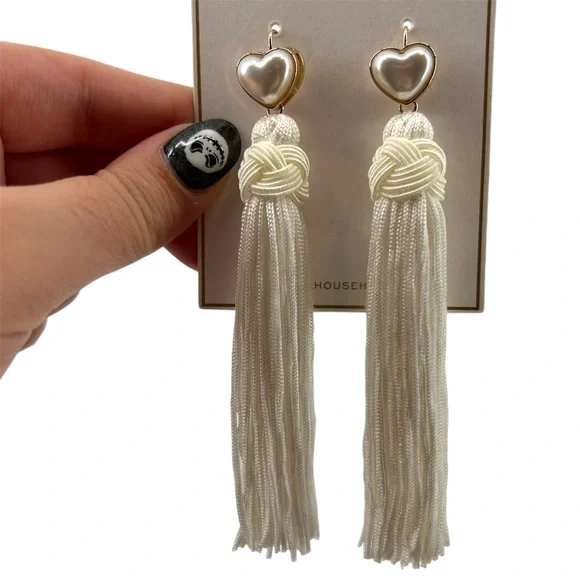 NEW Hill House The Tassel Earrings Pearl Heart in Cream / Gold - Picture 5 of 8